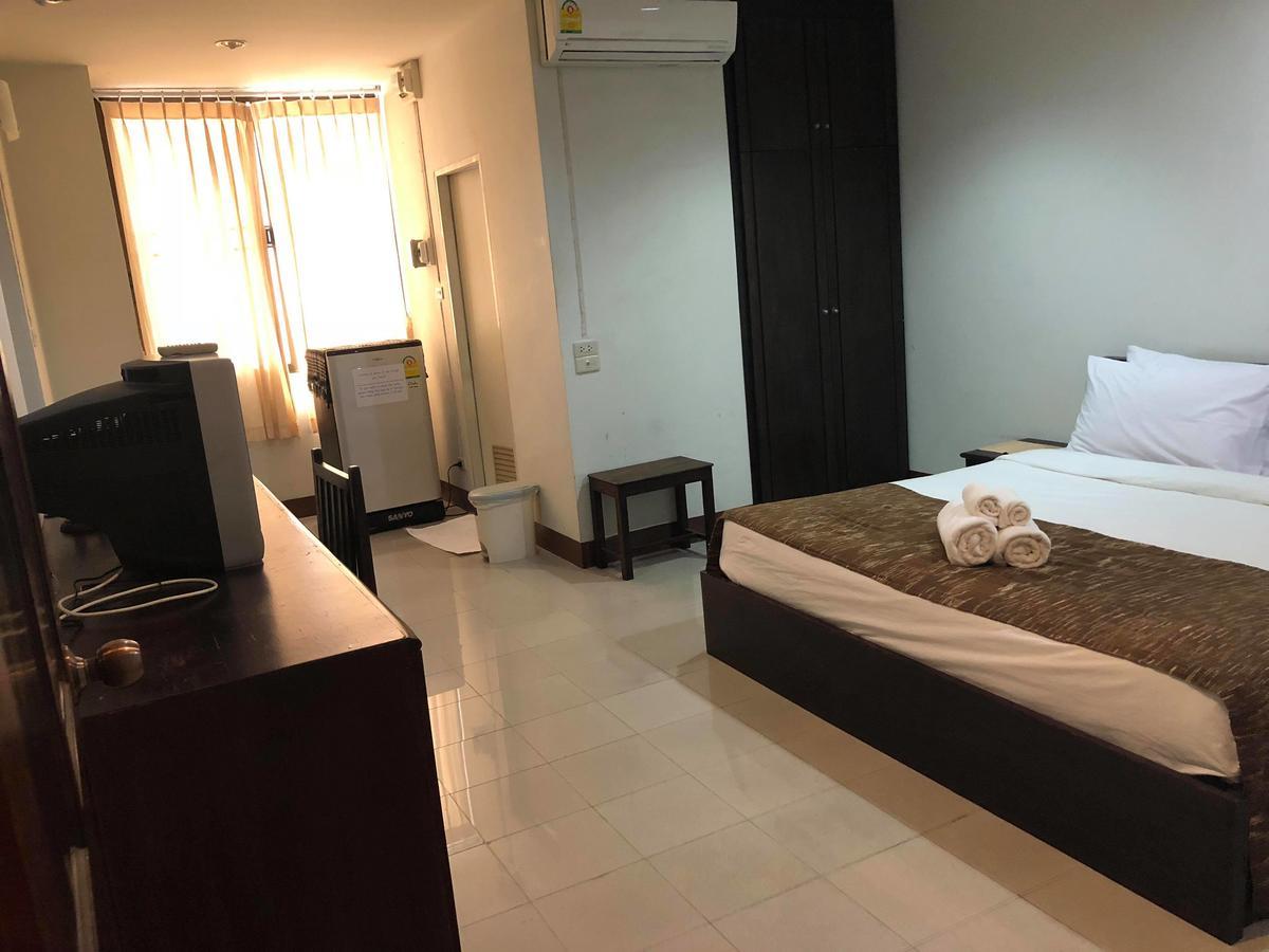 Hotel Vipa House Chiang Mai Exterior foto
