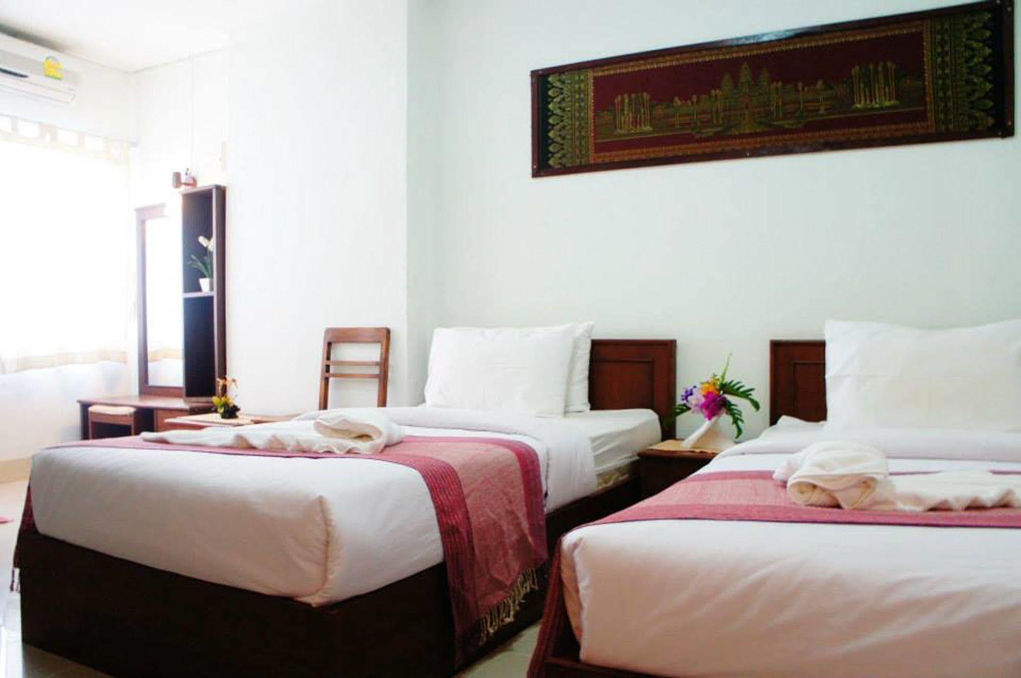 Hotel Vipa House Chiang Mai Exterior foto
